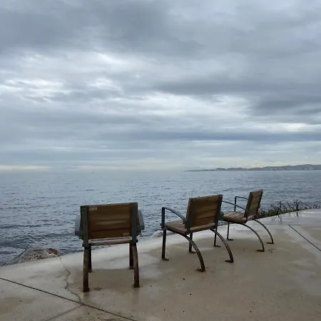 Sea And Mountain View Room With Pool- Habitacion Piso Compartido Para 1 Persona-3